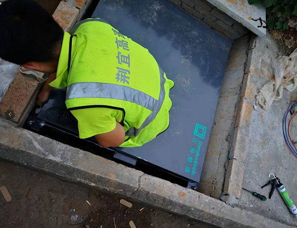 荊門至宜昌高速公路監控太陽能供電系統